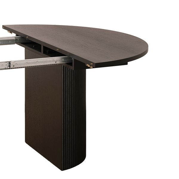 Hovedbilde Noor rundt spisebord ø150 (300) med 3 tilleggsplater (røkt eik)